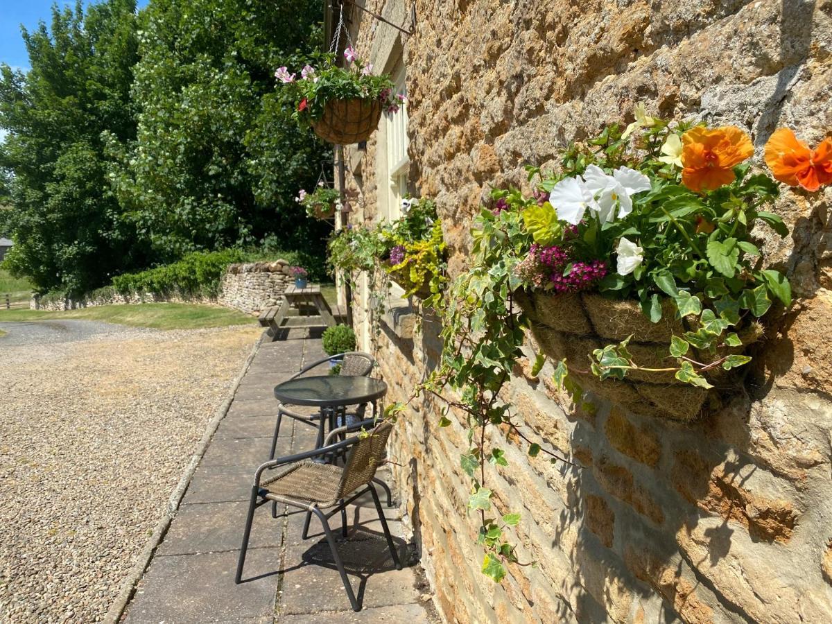 Old Orchard Cottage, Wykeham 斯卡伯勒 外观 照片